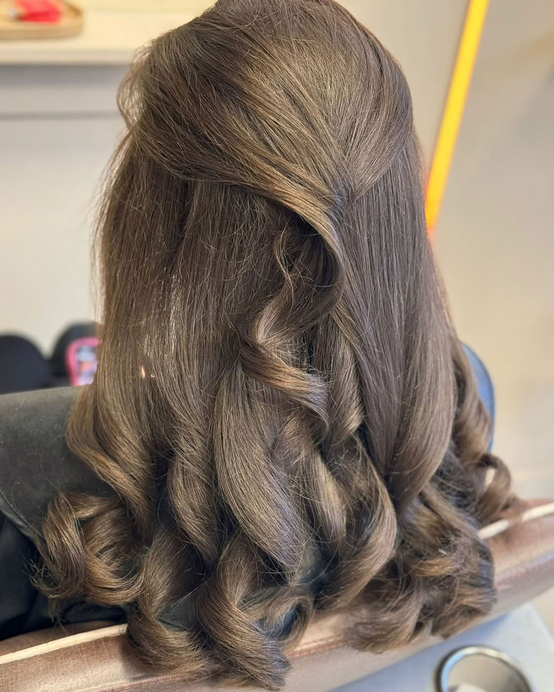recommend a friend to best hairdressers in Bebington Wirral recommend a friend to best hairdressers in Bebington Wirral