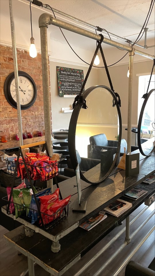 the colour bar hairdressers in Bebington the colour bar hairdressers in Bebington